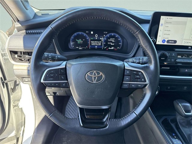 Used 2024 Toyota Grand Highlander Limited image 40