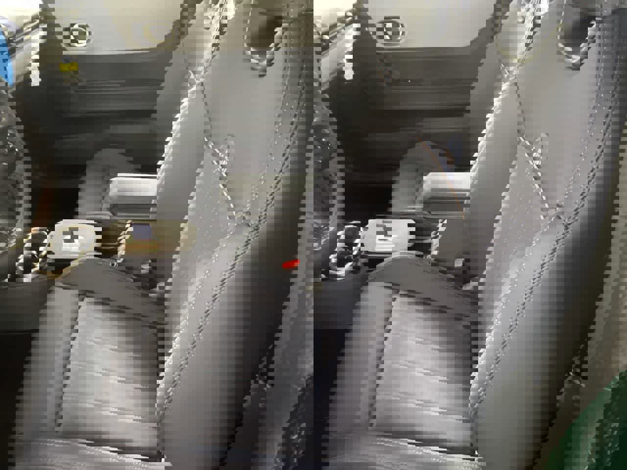 Certified 2025 MINI Cooper S image 9