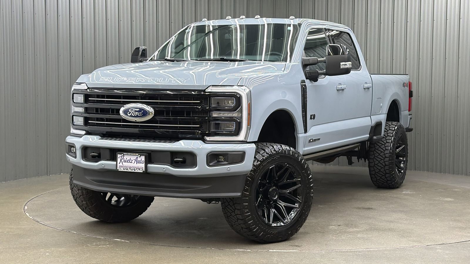 Used 2025 Ford F250 Platinum image 1