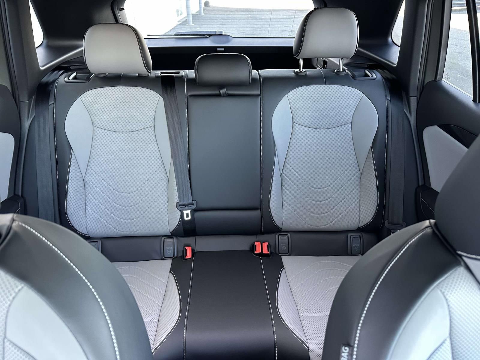 New 2026 Volkswagen Tiguan SE R-Line AWD/4WD image 14