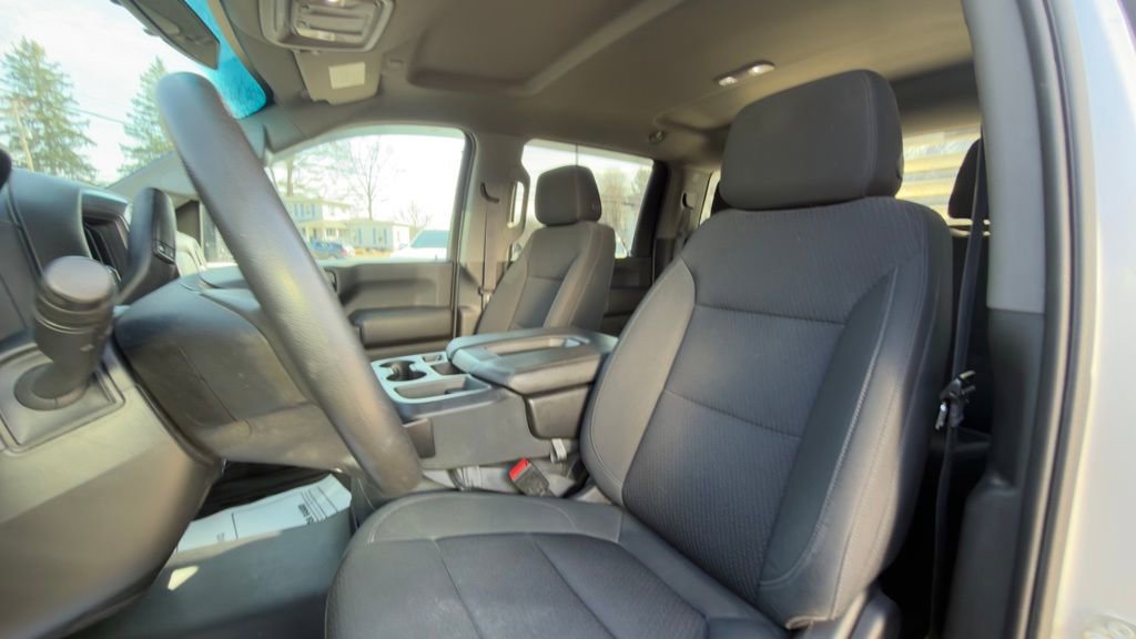Used 2021 Chevrolet Silverado 2500 Custom w/ Custom Convenience Package image 10