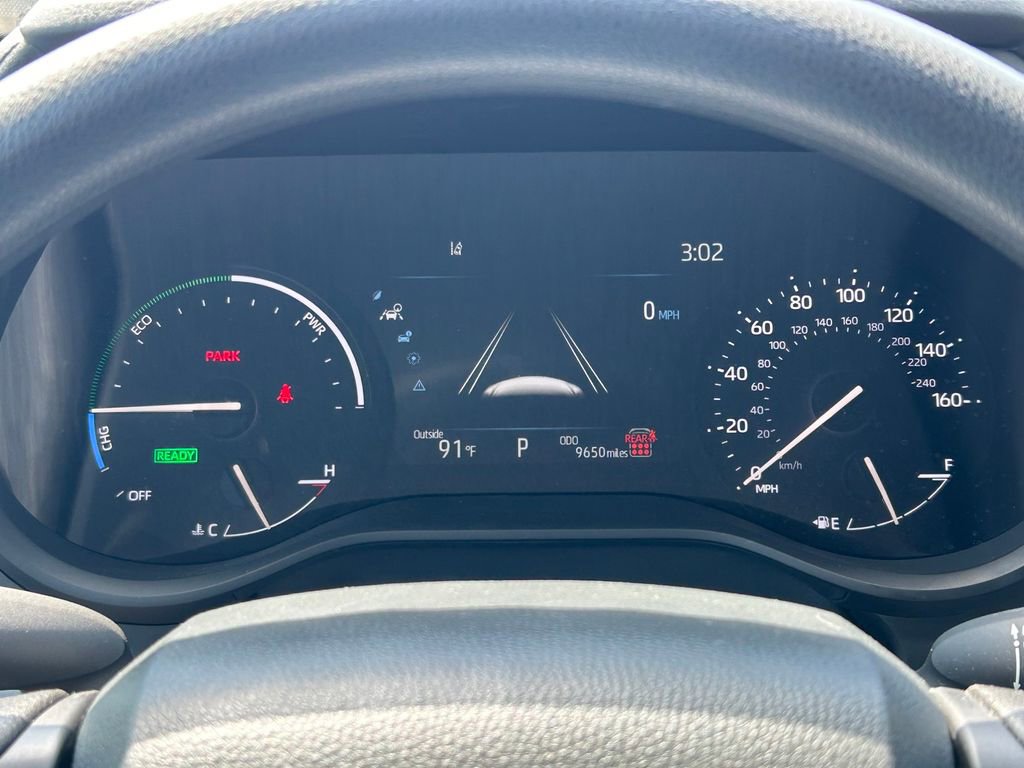 Used 2025 Toyota Sienna LE image 35