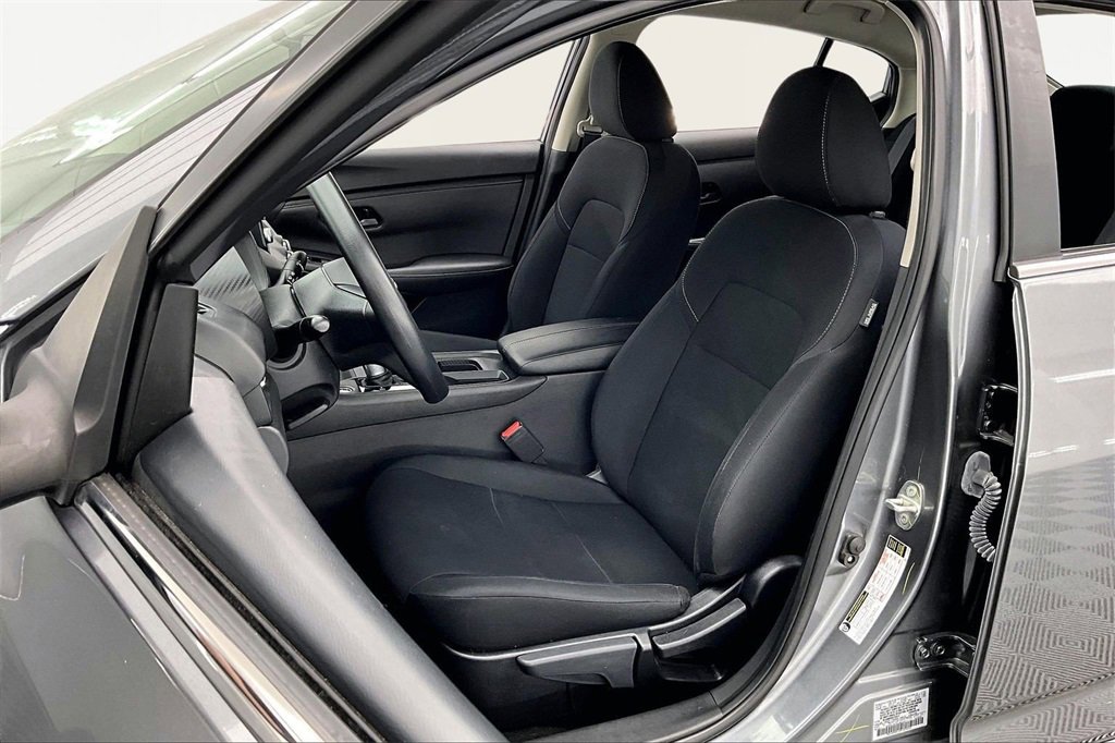 Used 2024 Nissan Sentra S image 25