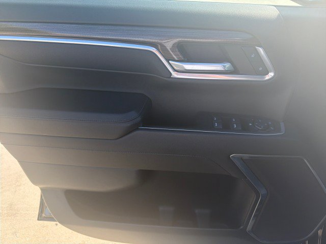 Used 2024 Chevrolet Silverado 1500 LT w/ Convenience Package II RWD image 4