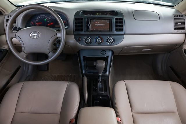 Used 2006 Toyota Camry LE FWD image 24