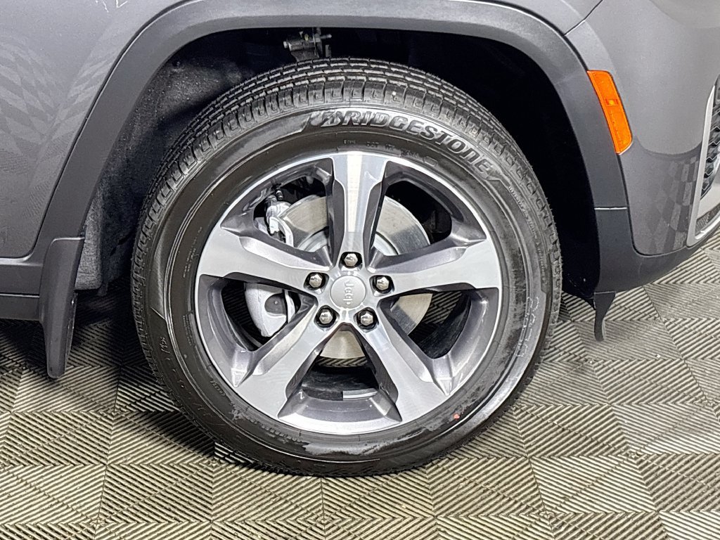 New 2026 Jeep Grand Cherokee Limited w/ MOPAR Finishing Package AWD/4WD image 23