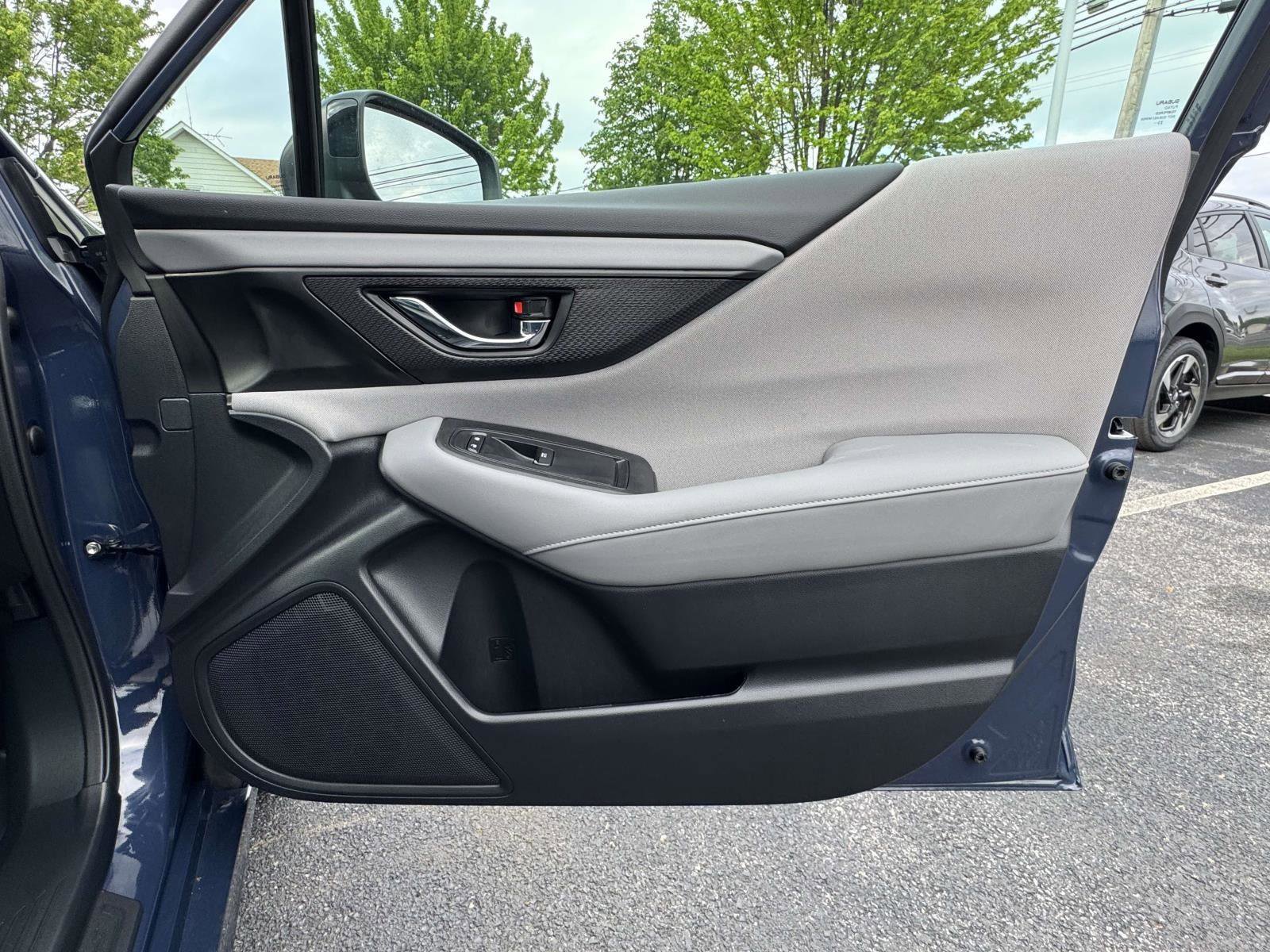 Used 2024 Subaru Legacy Premium AWD/4WD image 8