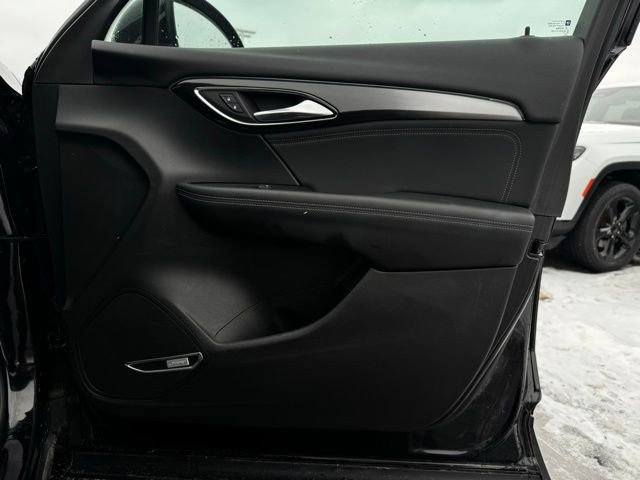 Used 2025 Buick Envision Preferred image 14