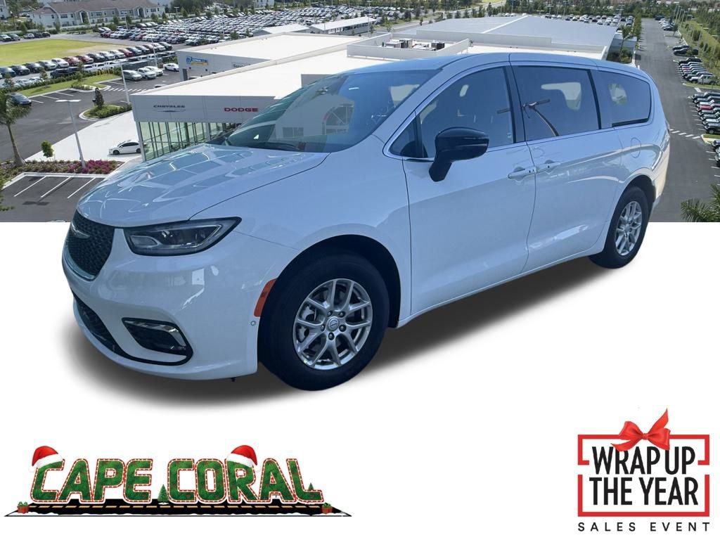 New 2026 Chrysler Pacifica Select image 1