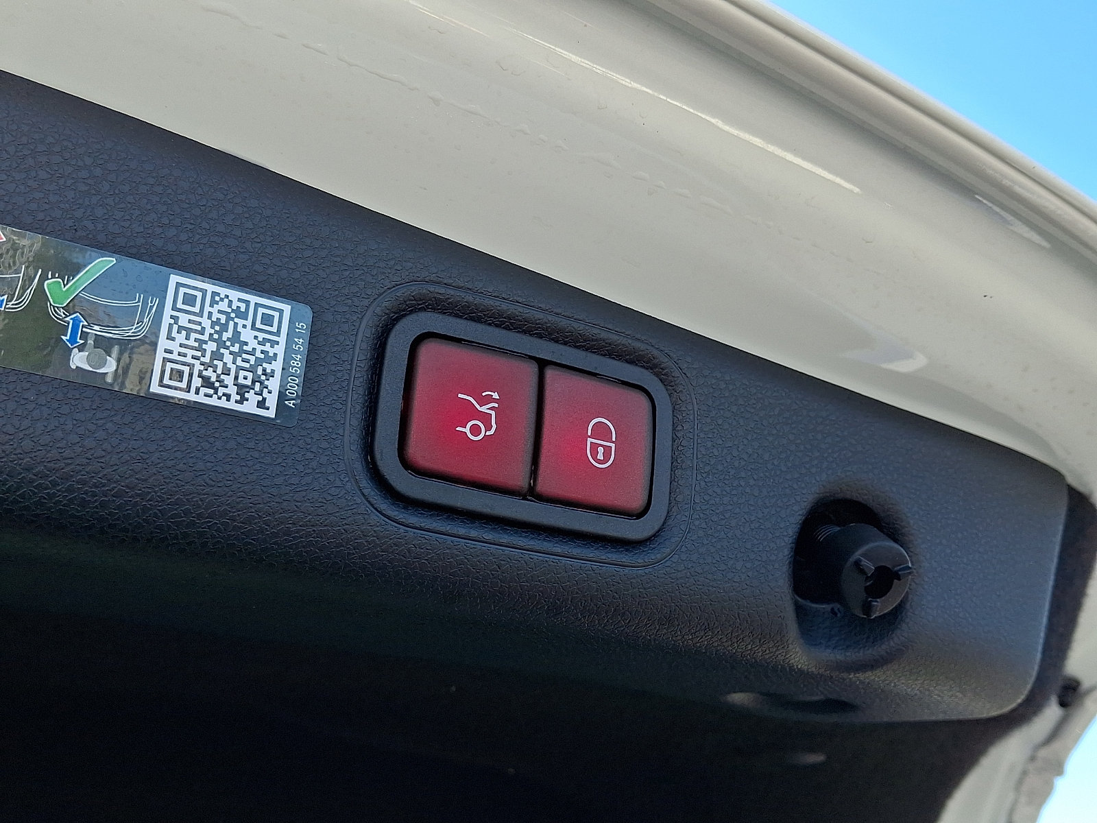 Certified 2023 Mercedes-Benz E 350 4MATIC Sedan image 31