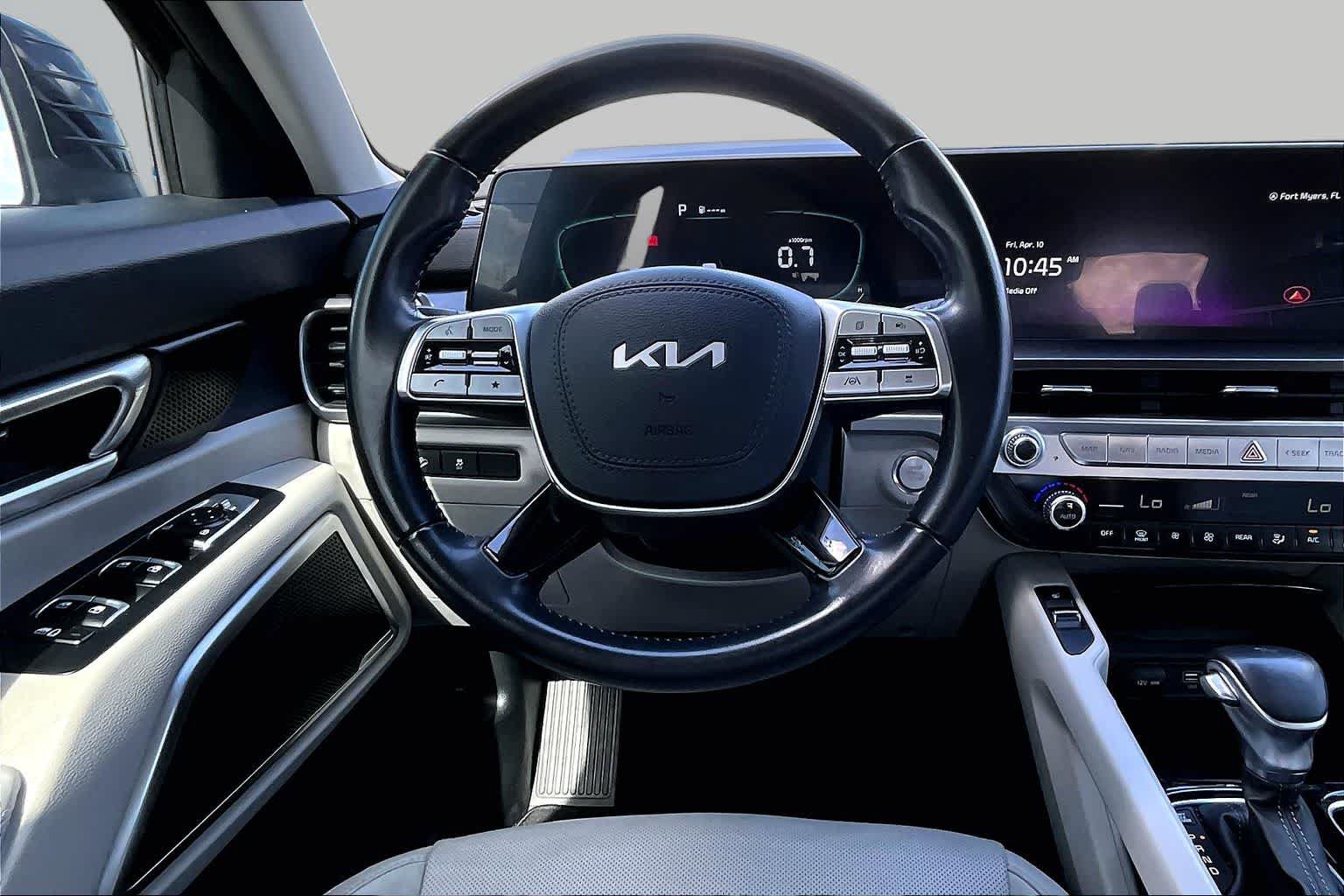 Used 2023 Kia Telluride S w/ S Sunroof Package AWD/4WD image 6
