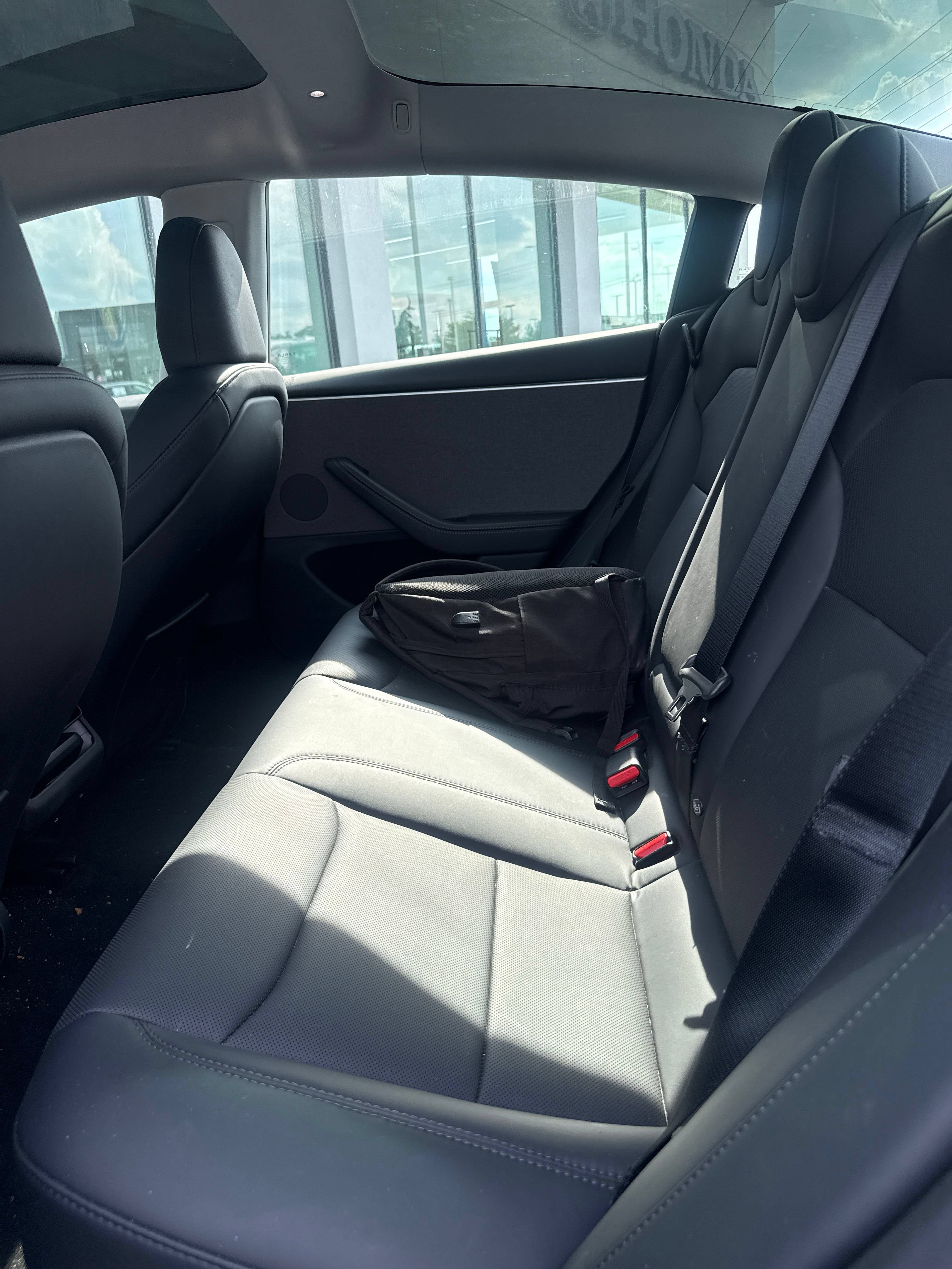 Used 2025 Tesla Model 3 Long Range RWD image 12