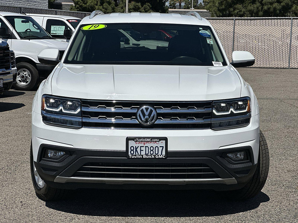 Used 2019 Volkswagen Atlas SE w/ Towing Package FWD image 2