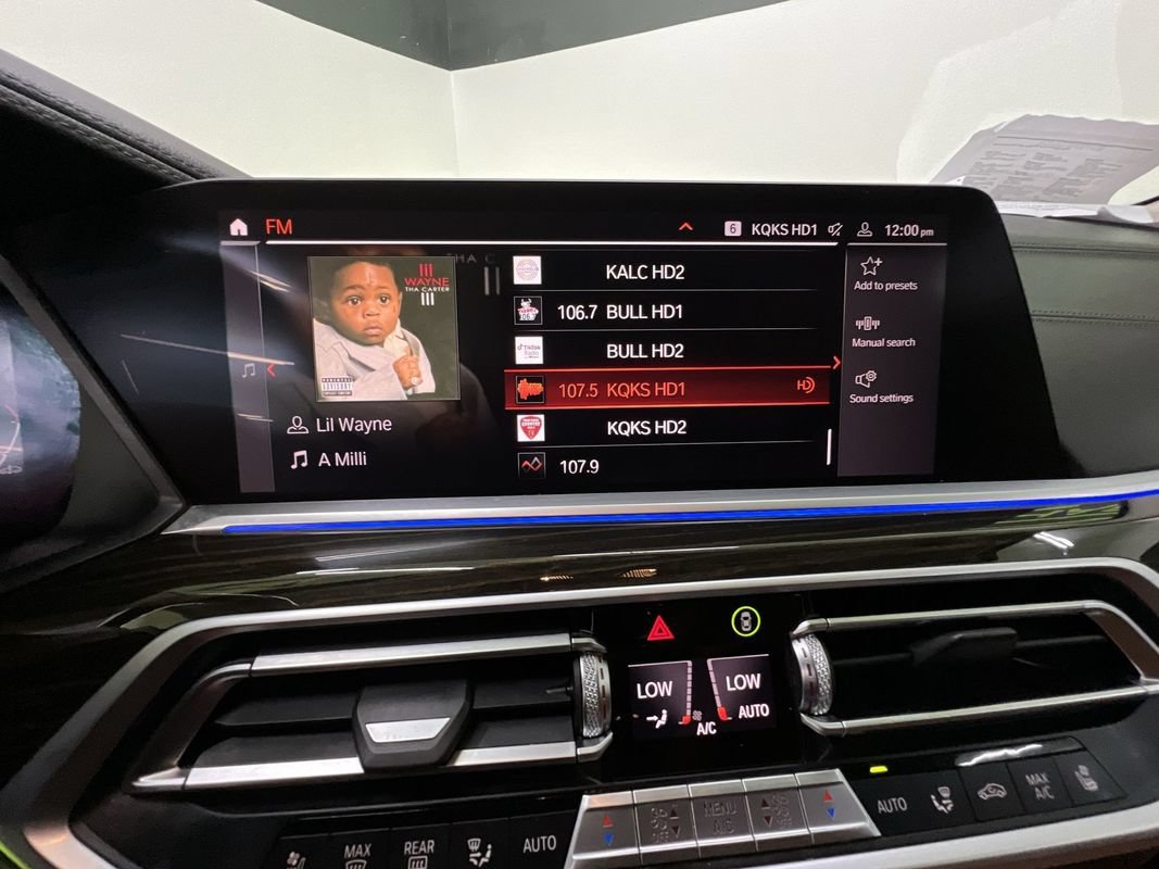 Used 2020 BMW X7 xDrive40i w/ Premium Package AWD/4WD image 21