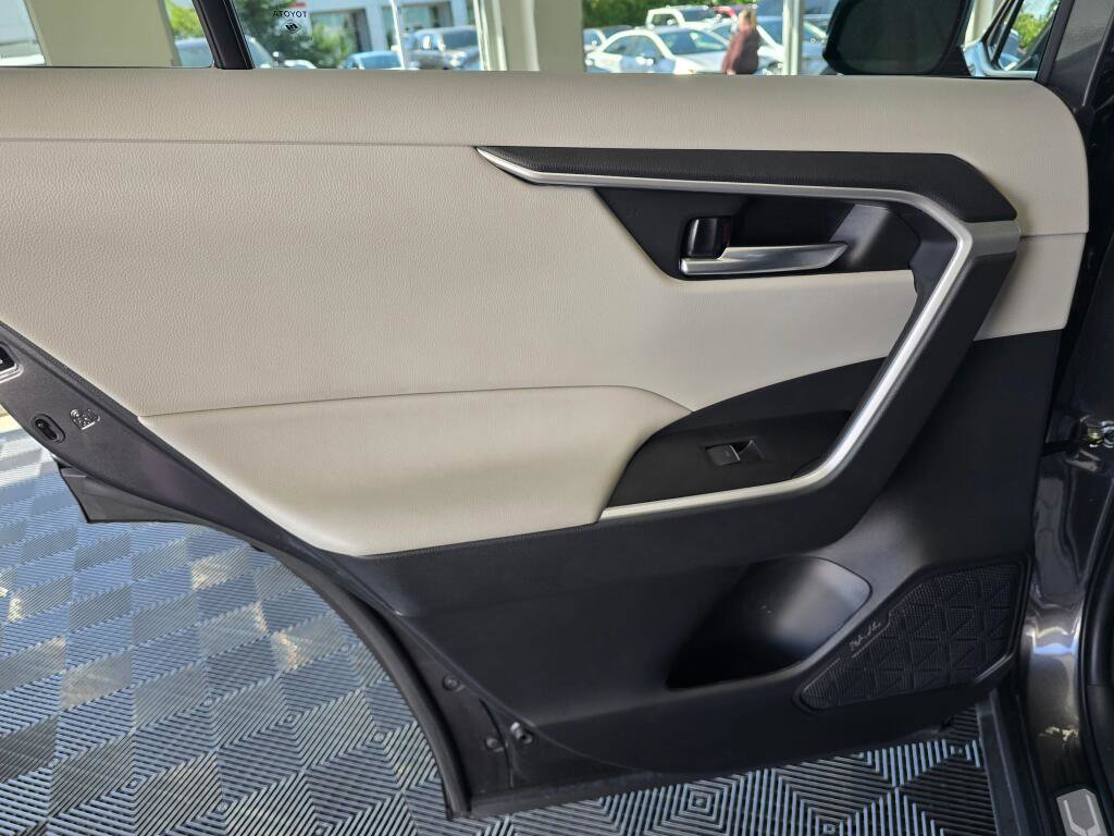 Used 2023 Toyota RAV4 XLE w/ Convenience Package AWD/4WD image 37