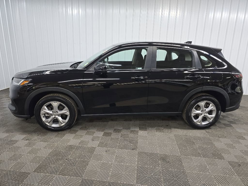 Used 2023 Honda HR-V LX image 5