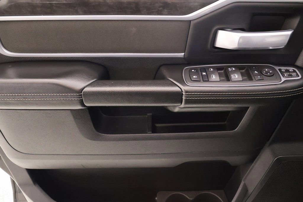 Used 2024 RAM 2500 Big Horn w/ Bed Utility Group image 14