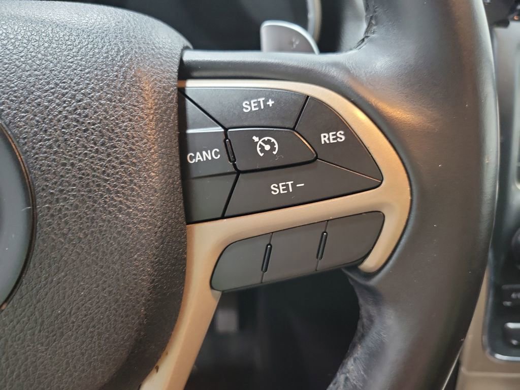 Used 2014 Jeep Grand Cherokee Laredo w/ Quick Order Package 23E image 6