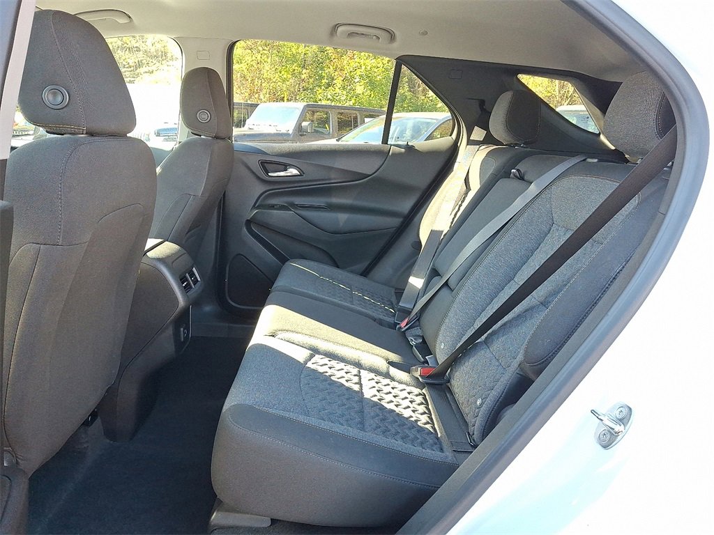 Used 2023 Chevrolet Equinox LT image 14