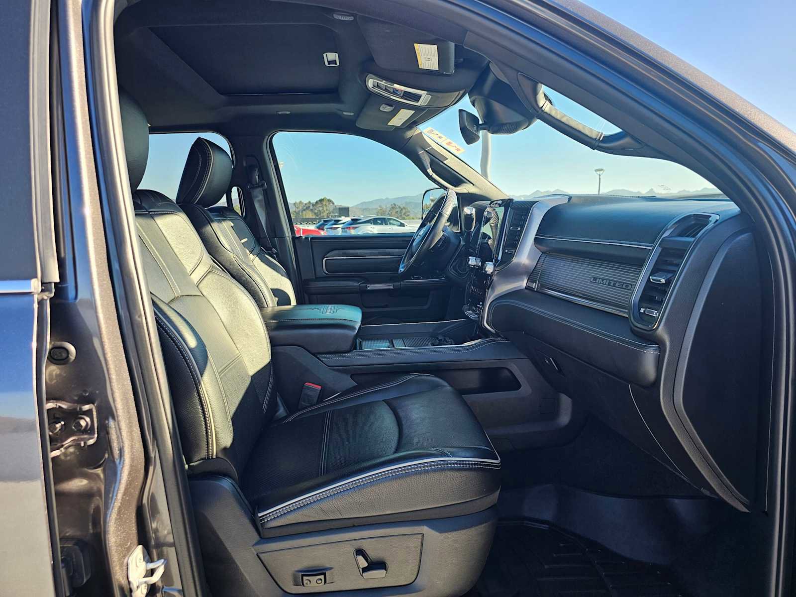 Used 2020 RAM 2500 Limited image 10