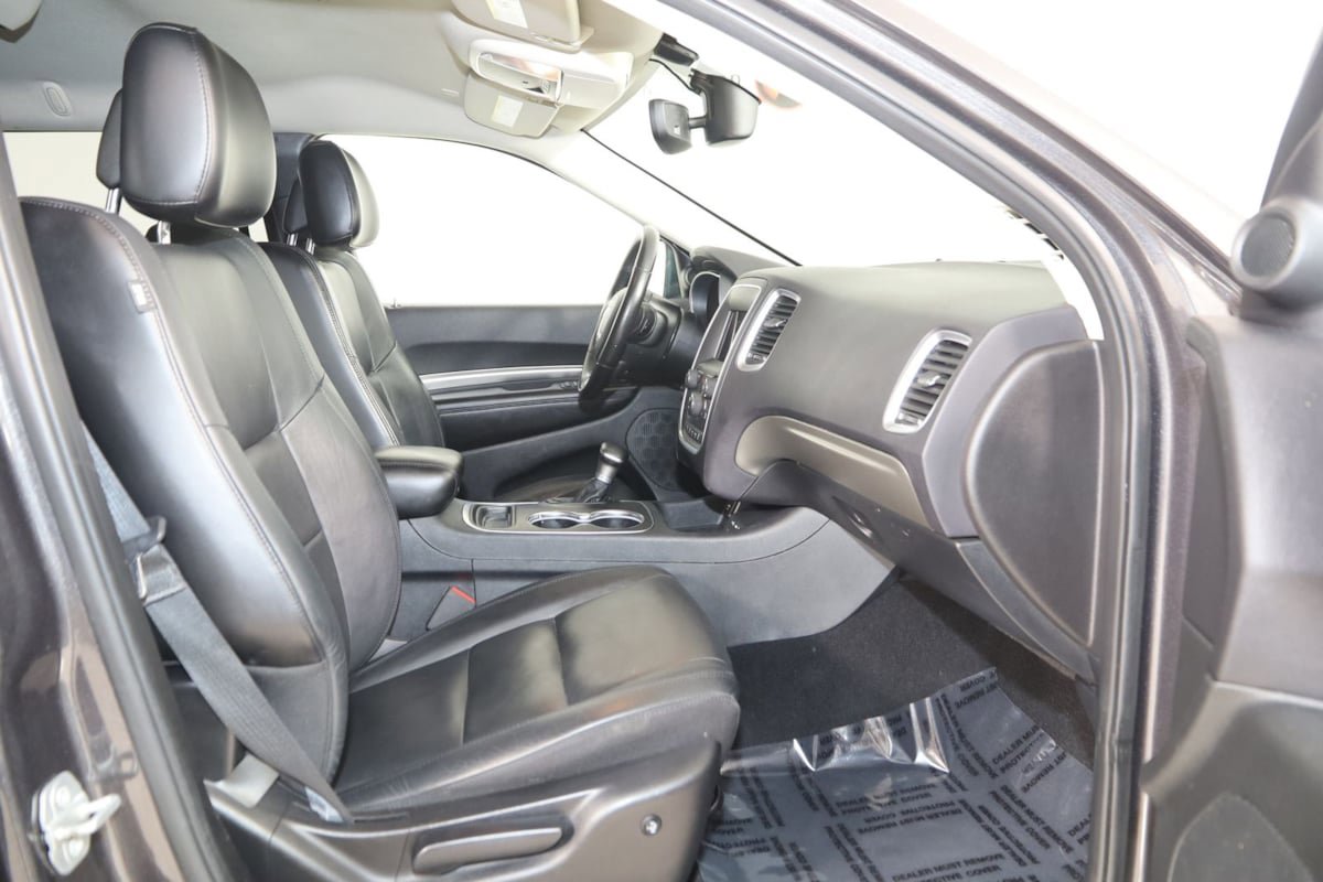 Used 2019 Dodge Durango SXT image 11