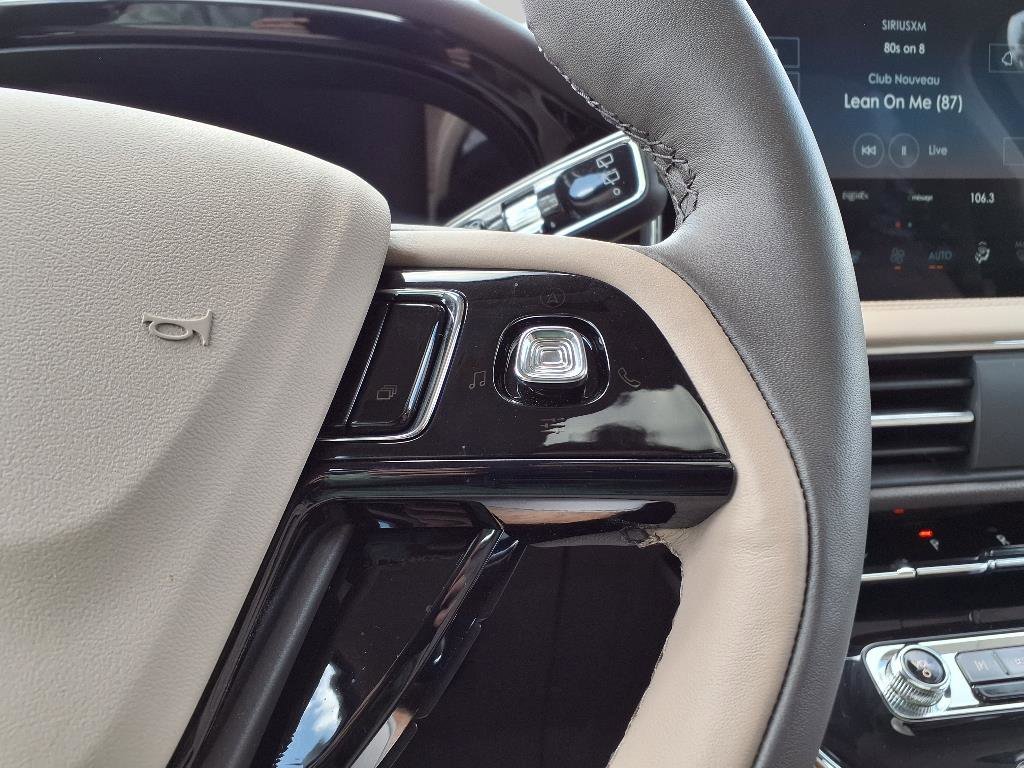 Used 2024 Lincoln Corsair Reserve w/ Equipment Group 201A image 18