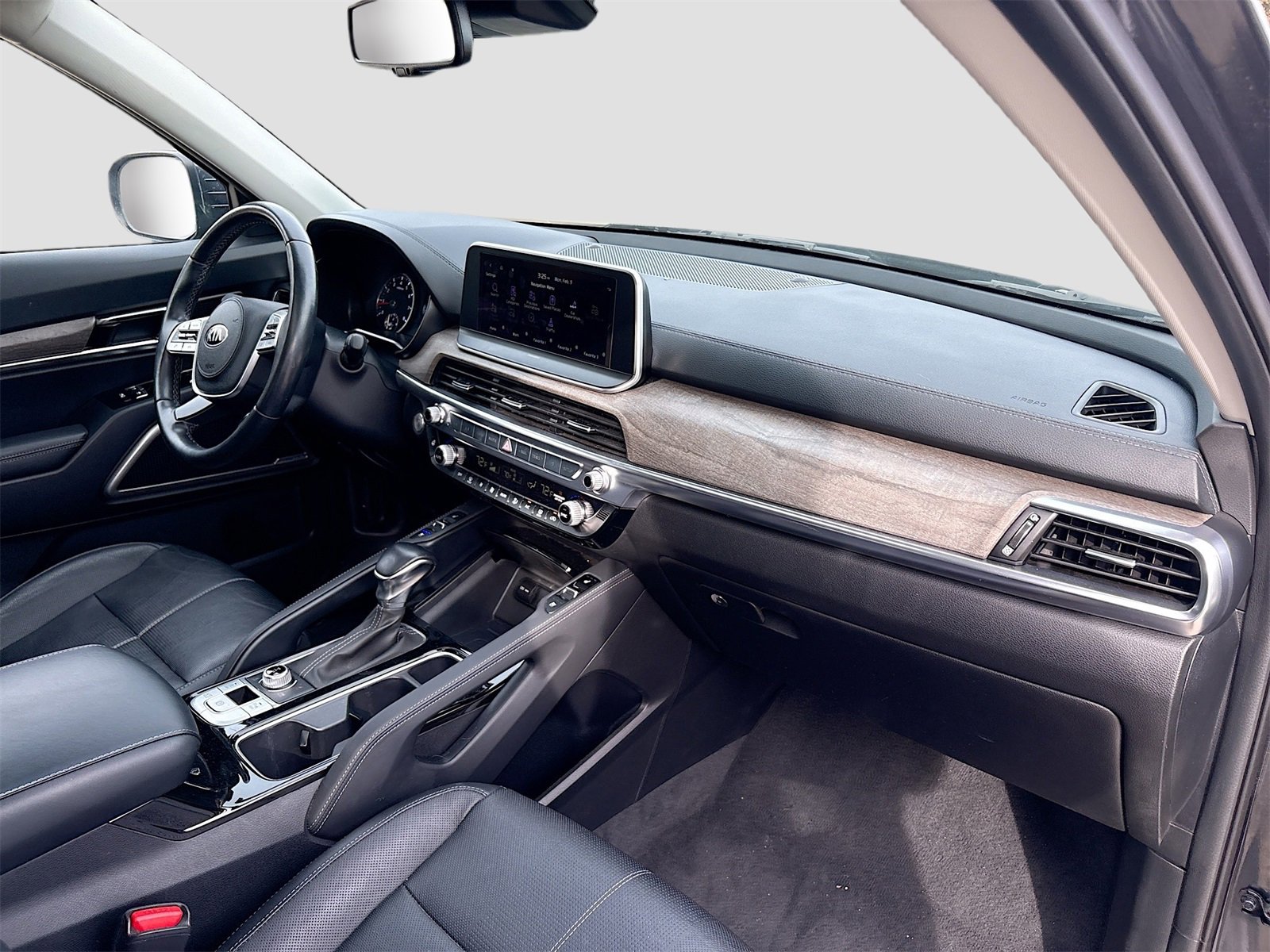 Used 2022 Kia Telluride EX w/ EX Premium Package image 32
