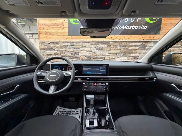 Used 2025 Hyundai Tucson SEL AWD/4WD image 18