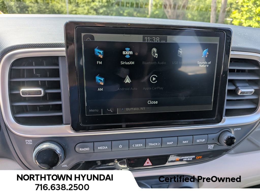 Used 2023 Hyundai Venue Limited FWD image 23