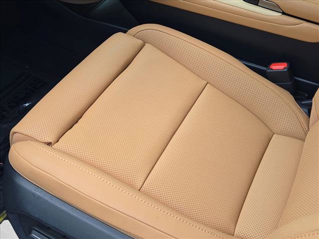 New 2026 Lexus ES 350e w/ Cold Area Package FWD image 4