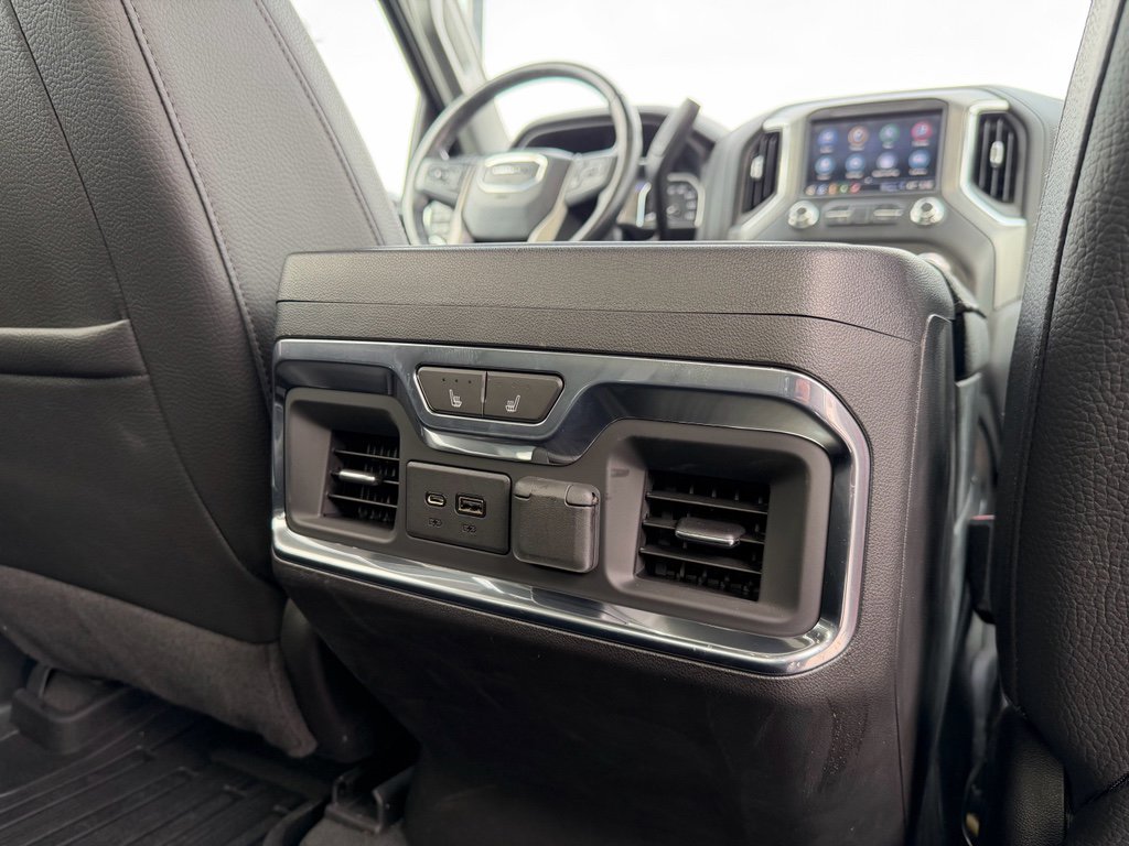 Used 2021 GMC Sierra 3500 Denali w/ Denali Ultimate Package image 16