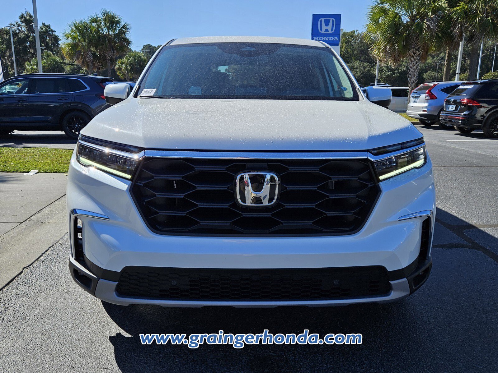 New 2025 Honda Pilot EX-L image 8