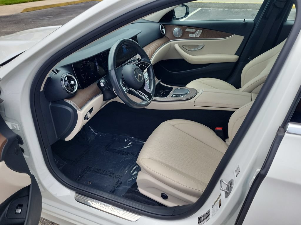 Used 2021 Mercedes-Benz E 350 4MATIC Sedan w/ Premium Package image 15