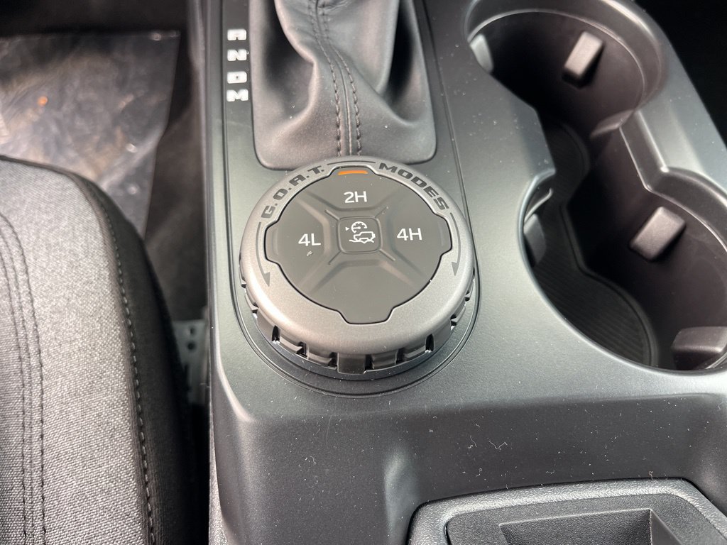 New 2025 Ford Bronco 4-Door AWD/4WD image 13