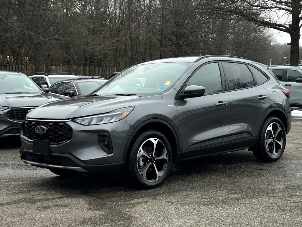 Used 2025 Ford Escape ST-Line Select w/ Tech Pack #2 video 2