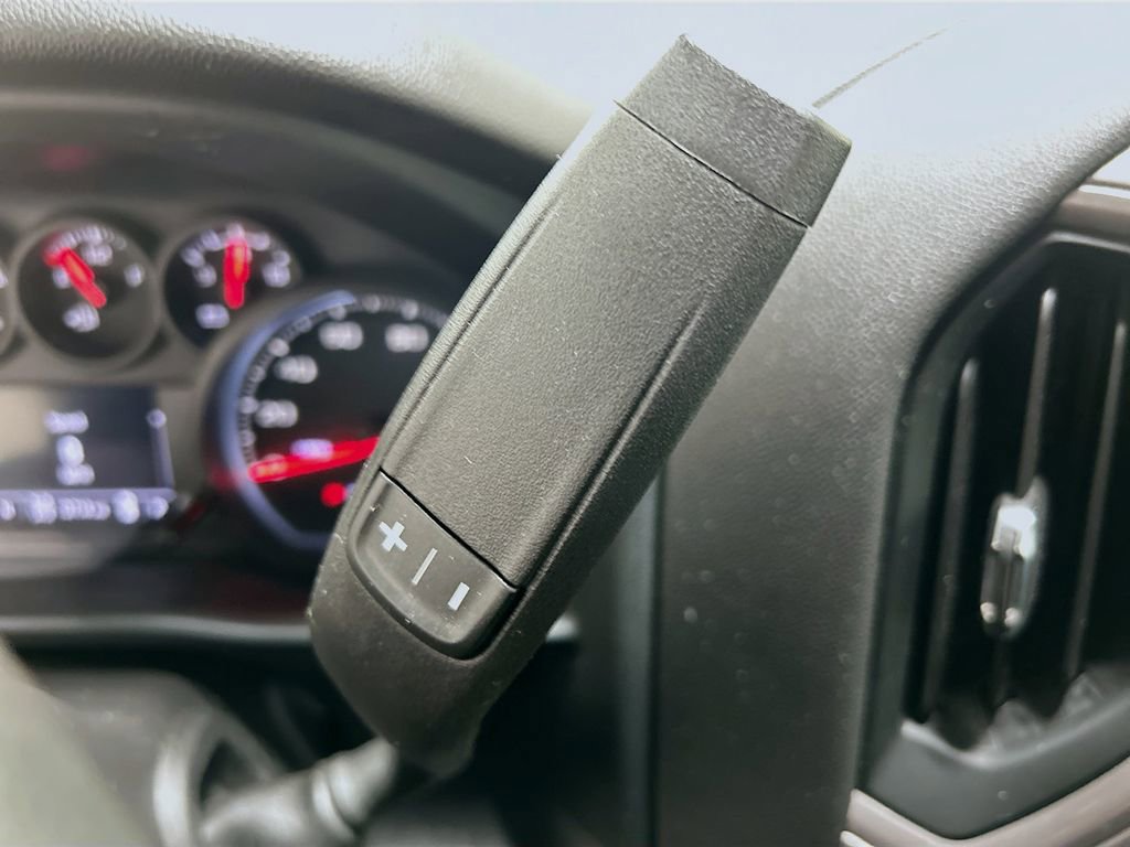 Used 2023 Chevrolet Silverado 1500 Custom image 16