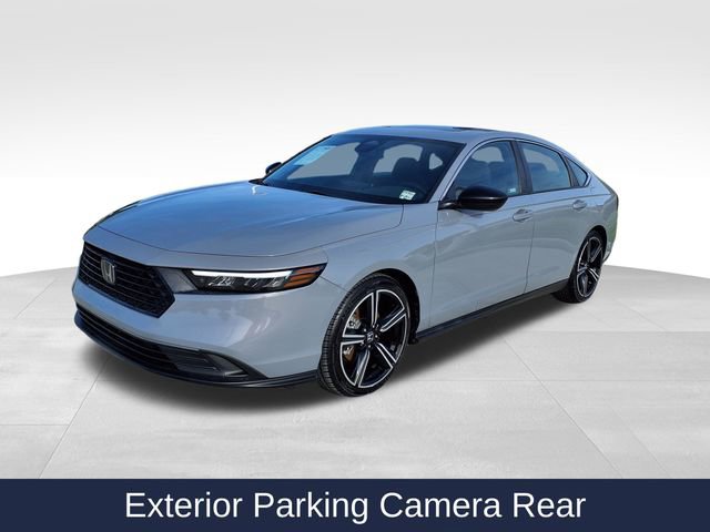 Used 2023 Honda Accord Sport image 3