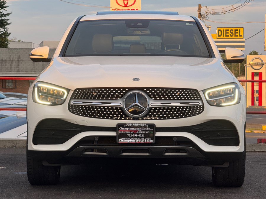 Used 2021 Mercedes-Benz GLC 300 4MATIC Coupe image 2