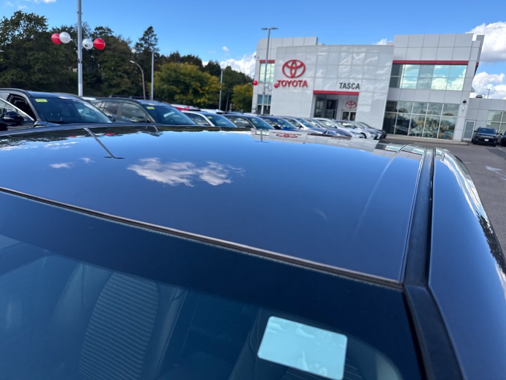 Used 2021 Toyota Camry SE AWD/4WD image 43