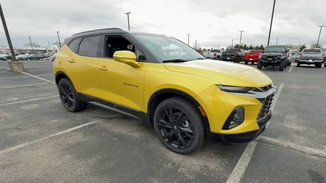 Used 2022 Chevrolet Blazer RS w/ Enhanced Convenience Package image 2