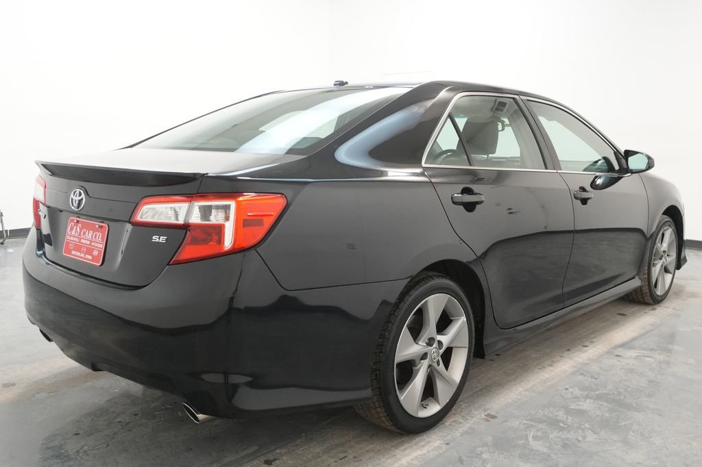 Used 2013 Toyota Camry SE w/ Leather Pkg image 9