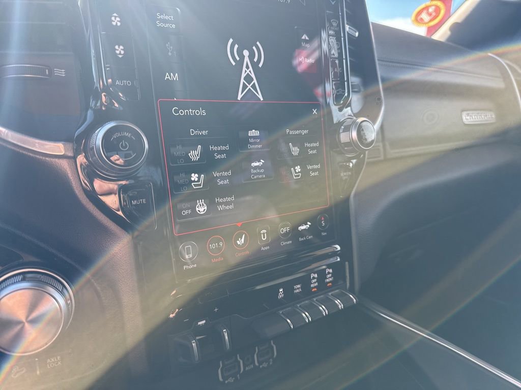 Used 2021 RAM 1500 Laramie w/ Sport Appearance Package image 20