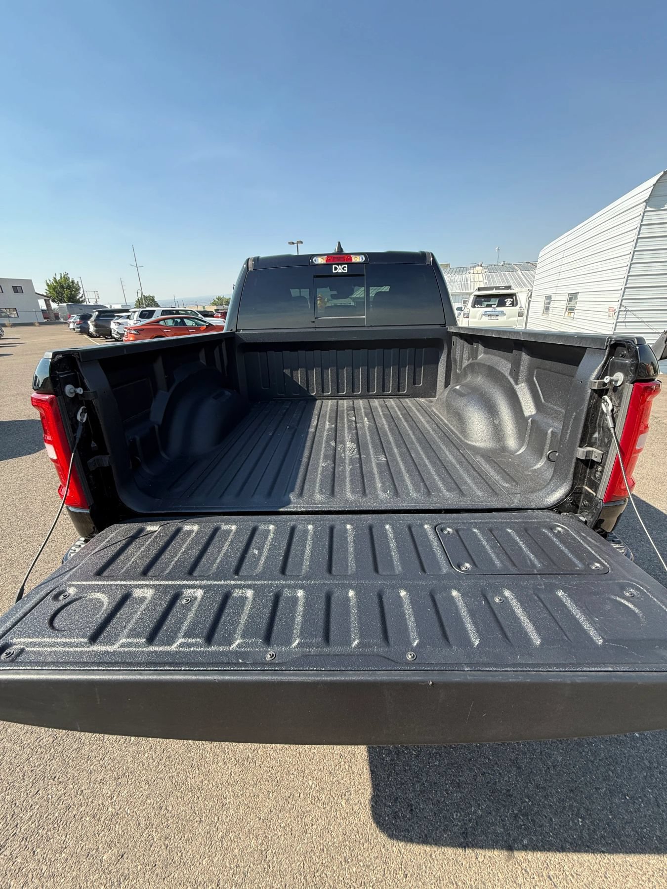 Used 2026 RAM 1500 Laramie AWD/4WD image 34