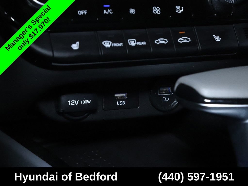 Used 2023 Hyundai Elantra SEL w/ Convenience Package FWD image 28