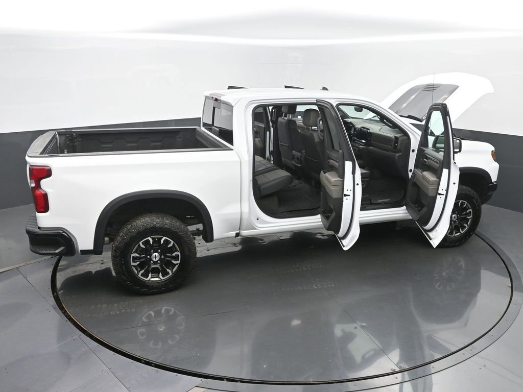 Used 2022 Chevrolet Silverado 1500 ZR2 w/ Technology Package image 65
