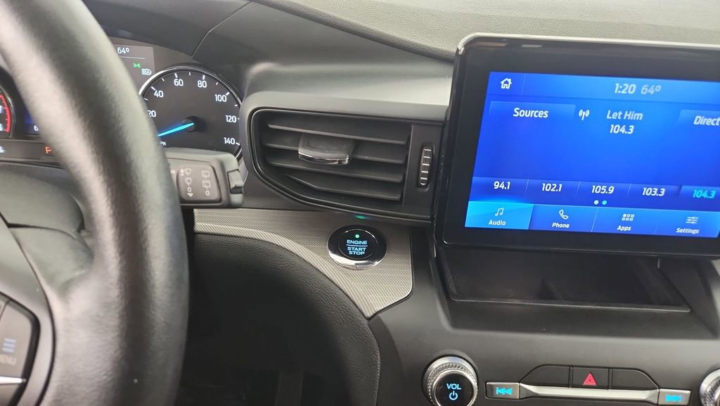 Used 2020 Ford Explorer XLT w/ Comfort Package AWD/4WD image 23