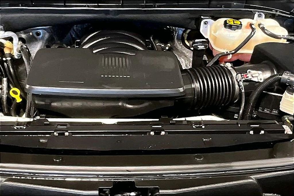 Used 2021 Chevrolet Tahoe Z71 image 9