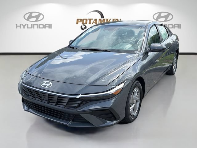 New 2026 Hyundai Elantra SE FWD video 1