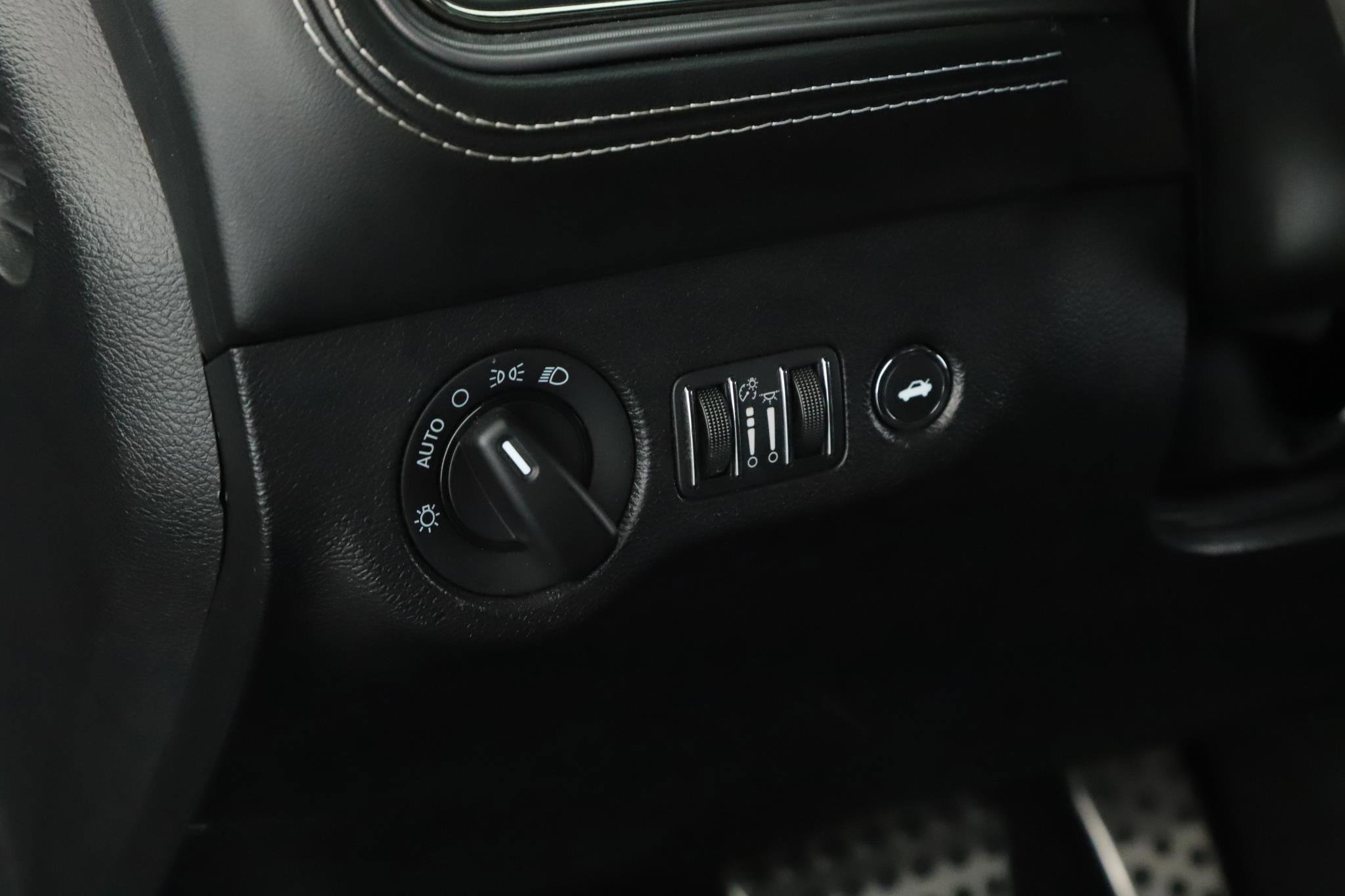 Used 2023 Dodge Challenger SRT Hellcat image 7