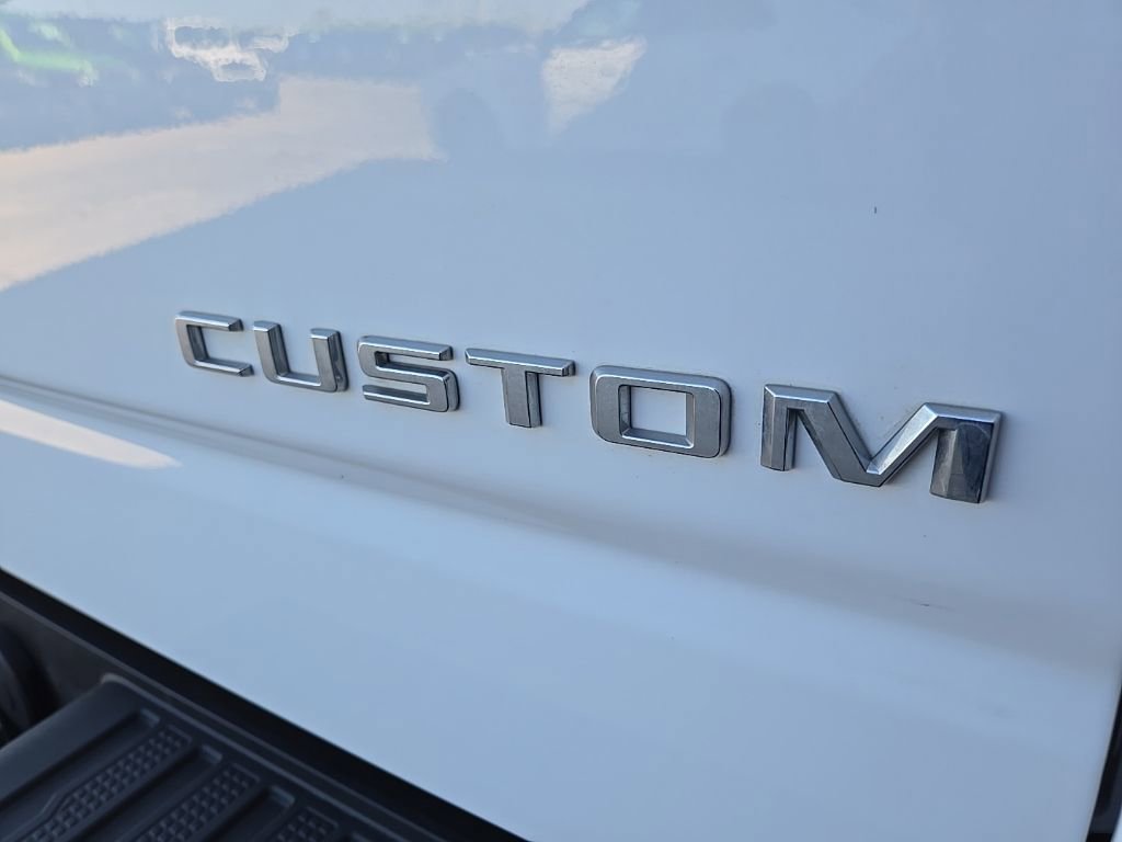 Used 2025 Chevrolet Silverado 1500 Custom AWD/4WD image 25
